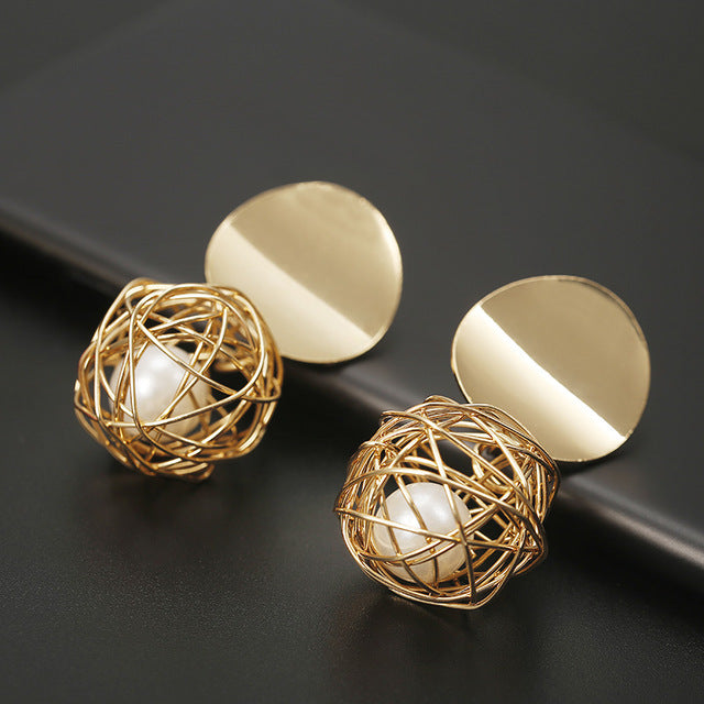 2019 New Fashion Stud Earrings For Women Golden Color Round Ball Geometric Earrings For Party Wedding Gift Wholesale Ear Jewelry