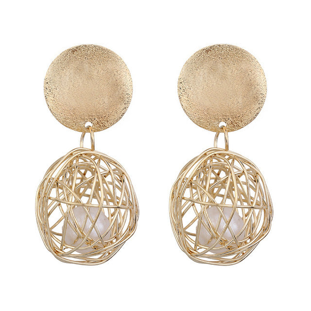 2019 New Fashion Stud Earrings For Women Golden Color Round Ball Geometric Earrings For Party Wedding Gift Wholesale Ear Jewelry