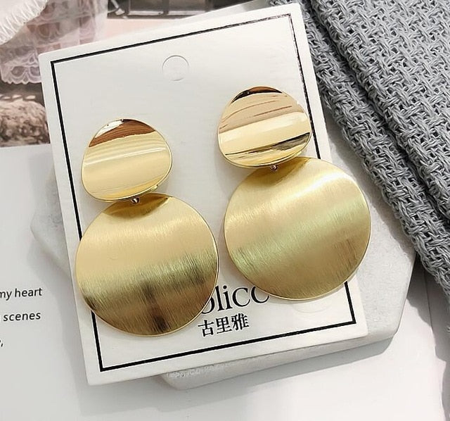 2019 New Fashion Stud Earrings For Women Golden Color Round Ball Geometric Earrings For Party Wedding Gift Wholesale Ear Jewelry