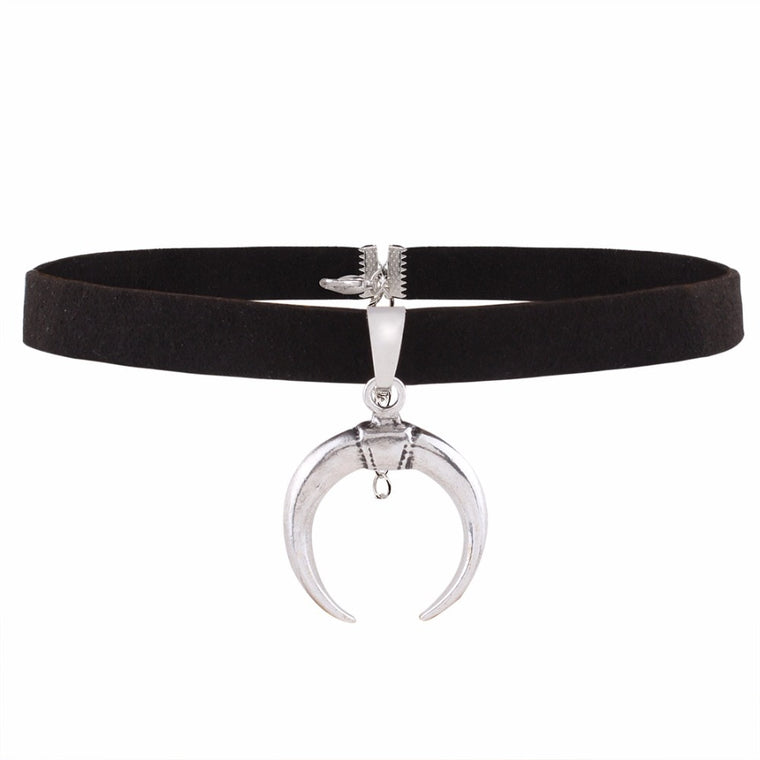 2019 New Design Black Velvet Ribbon Choker Necklace Gothic Handmade With Charm Moon Pendant Gothic Emo For Women Collares Mujer