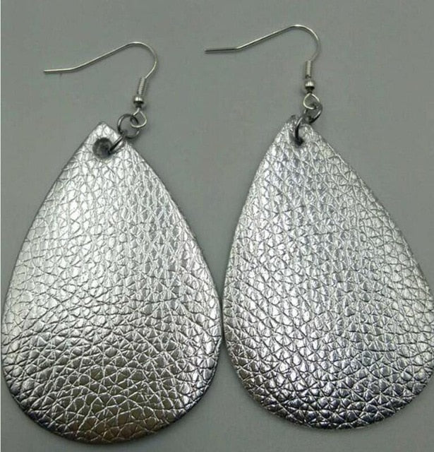 AKOLION Women's Faux Leather Floral Print Teardrop Dangle Pierced Earrings