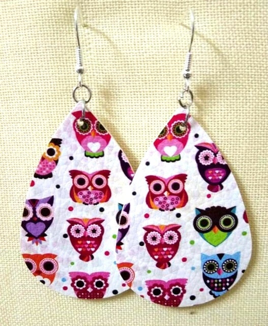 AKOLION Women's Faux Leather Floral Print Teardrop Dangle Pierced Earrings
