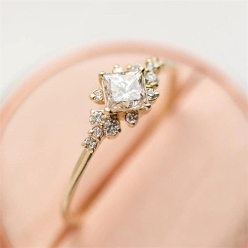 IPARAM 4 Pcs/set Crystal Zircon Gold Ring Set 2019 Vintage Bohemian Women Engagement Party Ring Set Jewelry